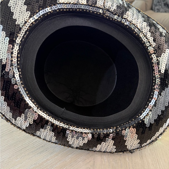 Black and Silver Sequin SteamPunk Hat with Iridescent removable Green Goggles - Picture 5 of 5